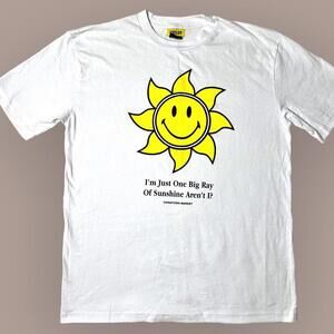 NWOT Chinatown Market Ray of Sunshine Graphic T-Shirt Men XL *Flaw